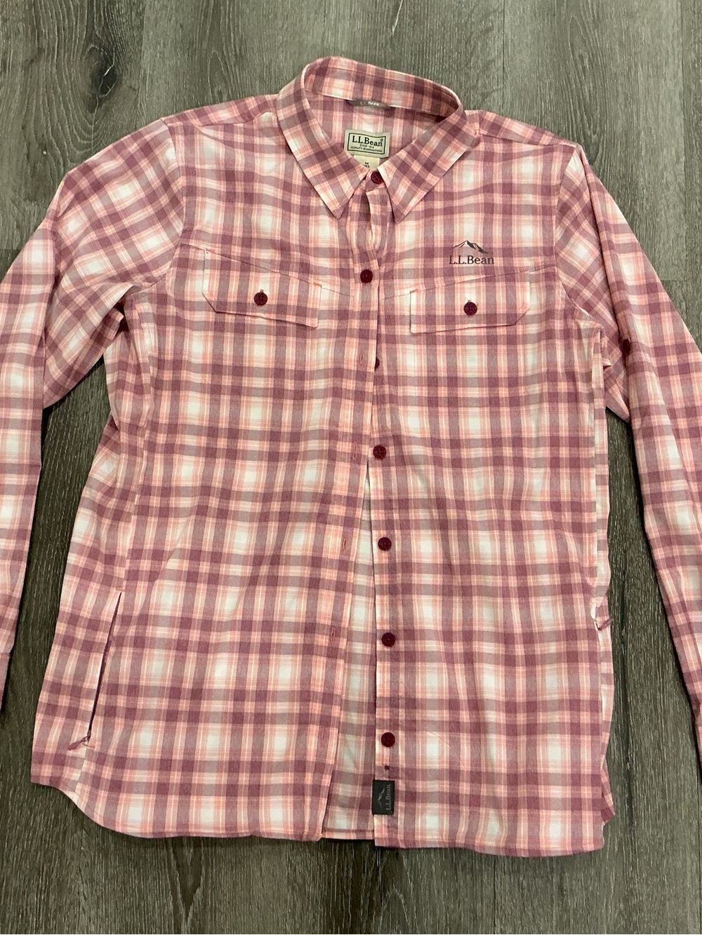 L.L. Bean Pink Plaid Women’s Button-Down Shirt, Repellant Tech, Med, zip pockets